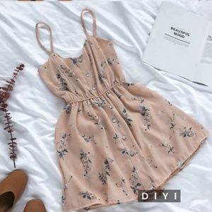 Floral print spaghetti strap chiffon romper